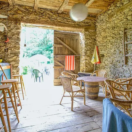 Feriehus Awesome In Bourgnounac With Kitchen